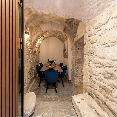 Stone Nepot - In Center - Rooftop Terrace Split